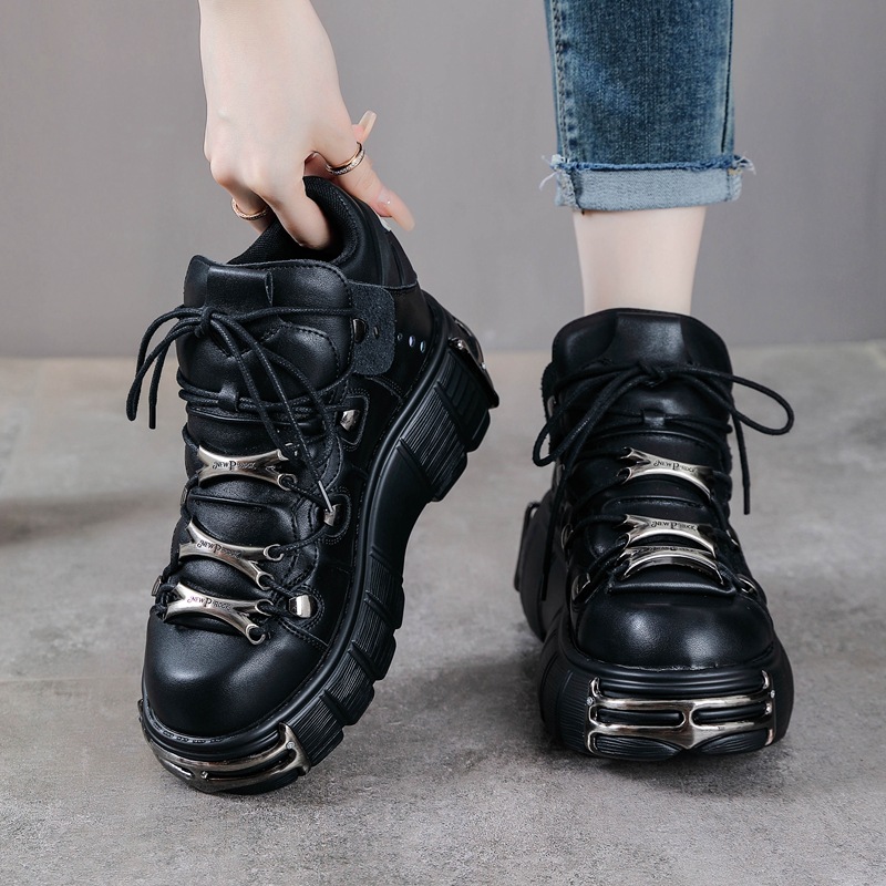Women Shoes Must Have - Edgy Fashion Must - Have! Heavy