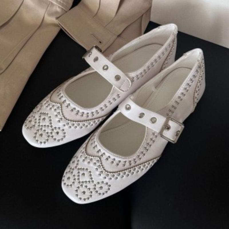 Retro Rivet Buckle Design Flat - đánh giá và giá Women Shoes Brands