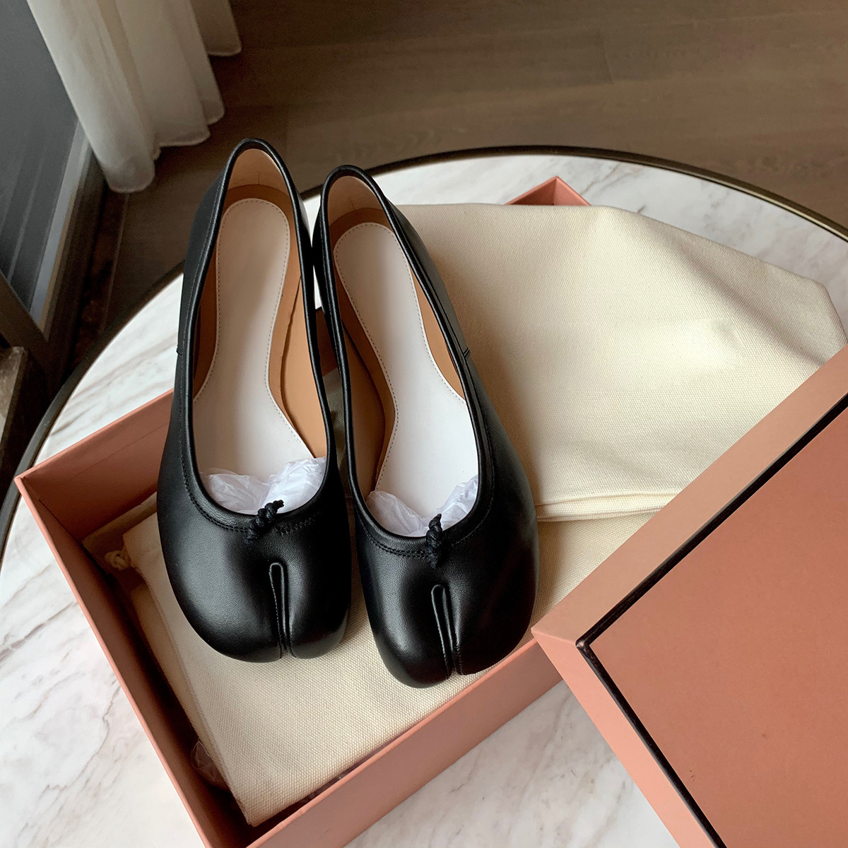 Black Ballets Flats Split Toe  - đánh giá và giá Women'S Shoes Loafers Black