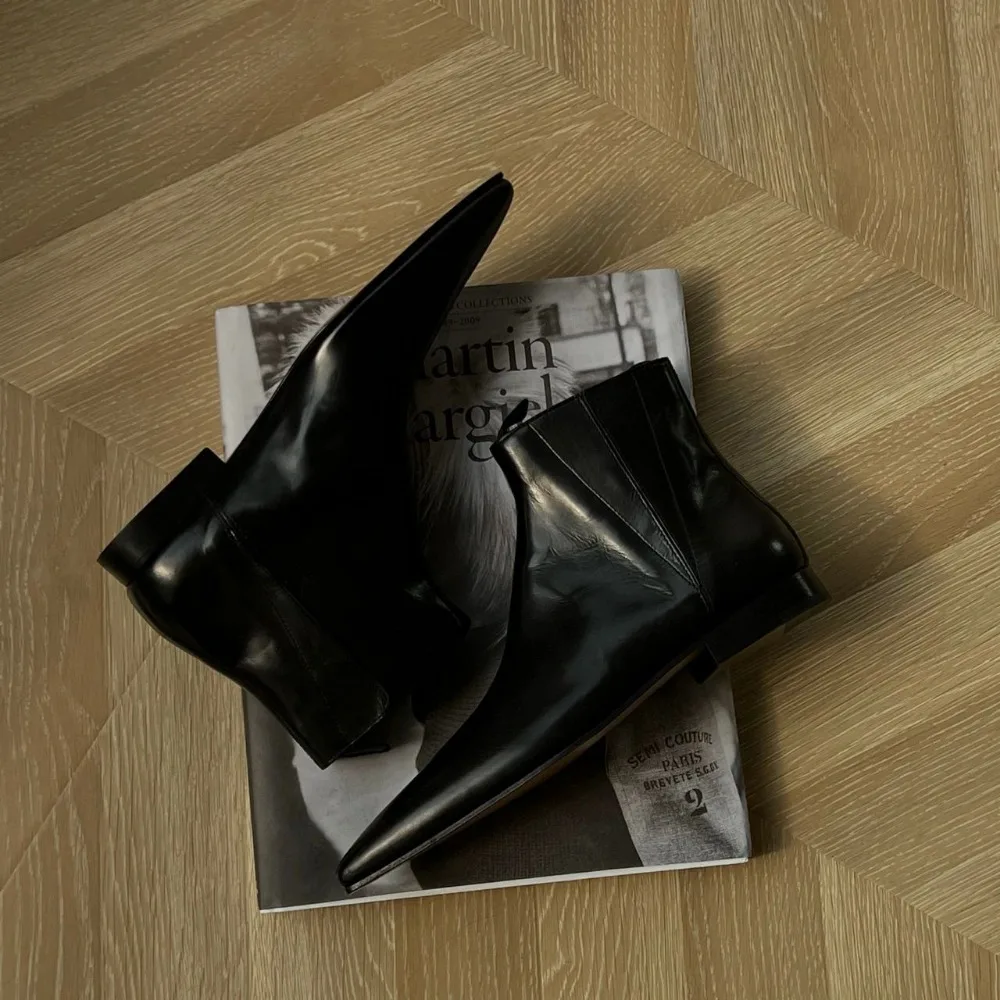 Luxury Women's Short Boots Aut - đánh giá và giá Women Shoes Brands