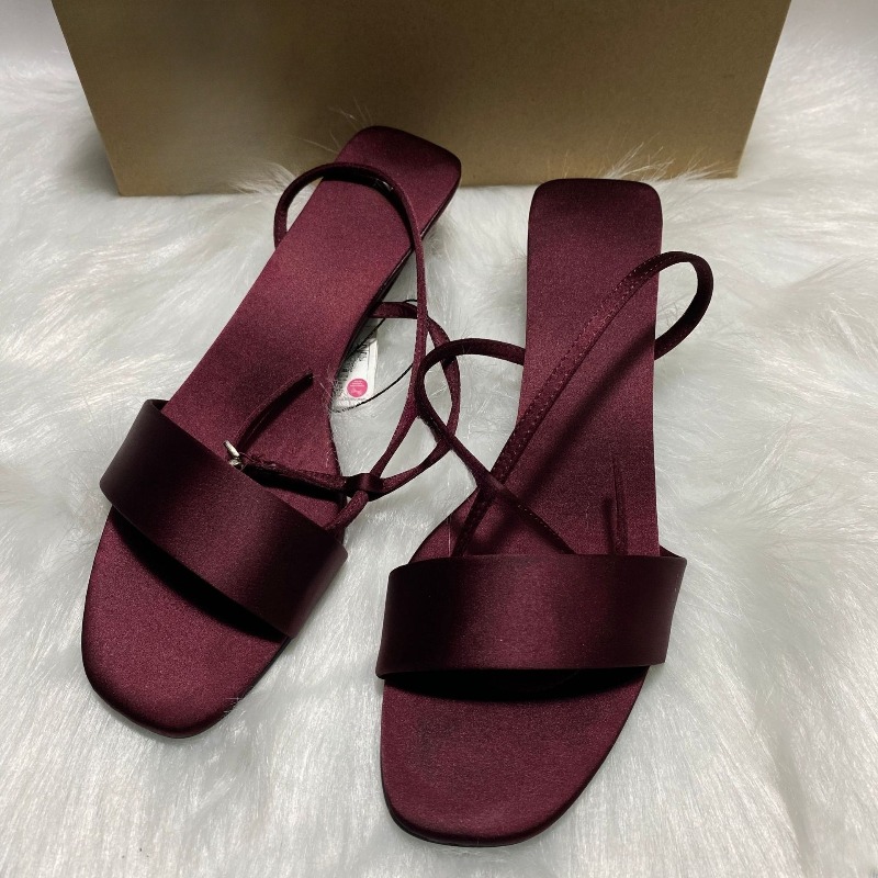 Luxury Satin Ankle Strap Low H - đánh giá và giá Women Shoes Brands