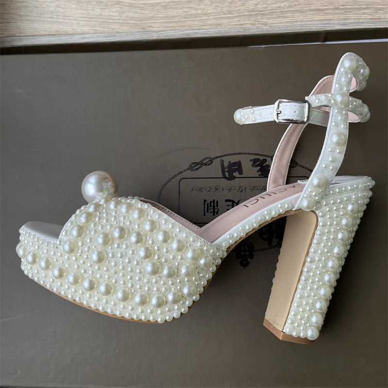 Luxury Brand Women's Shoes Ful - đánh giá và giá Women Shoes Brands